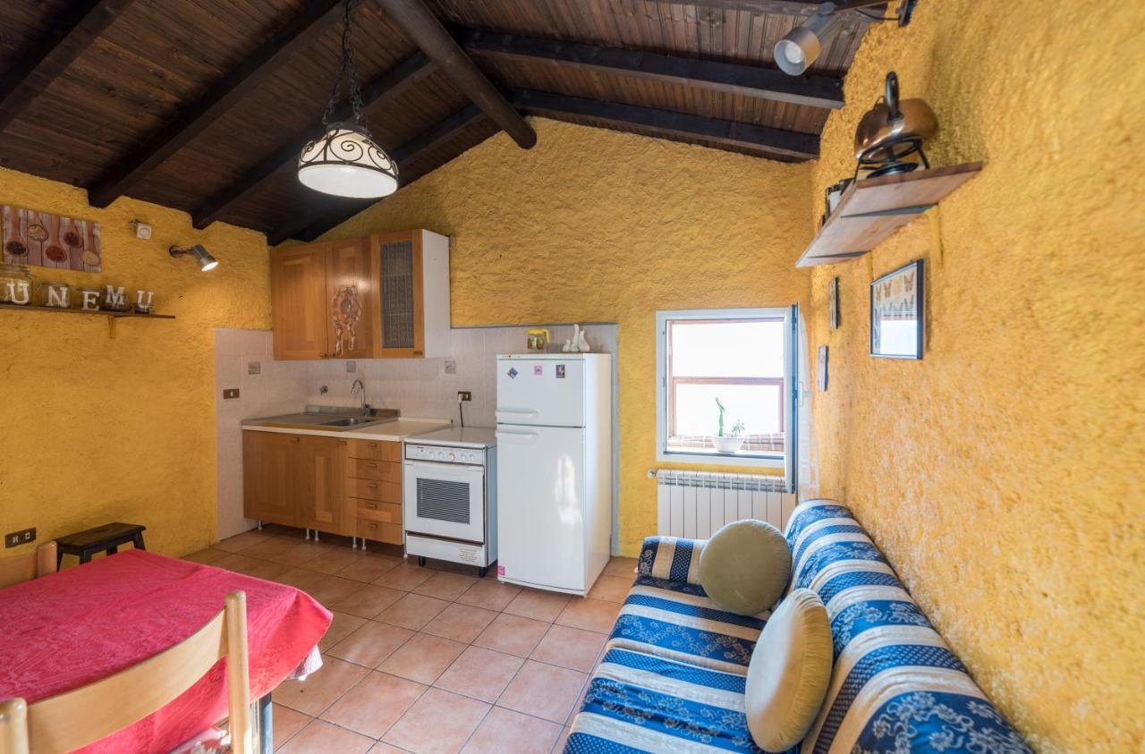 Casetta Mari Immersa In Un Vigneto Dolceacqua Exterior foto